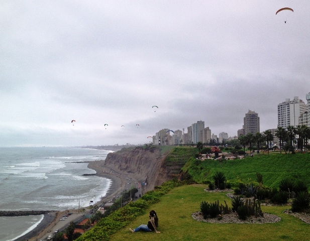 Paragliding Lima