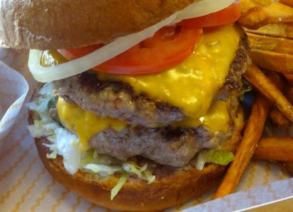 Tres Cuartos: the best burgers in Lima