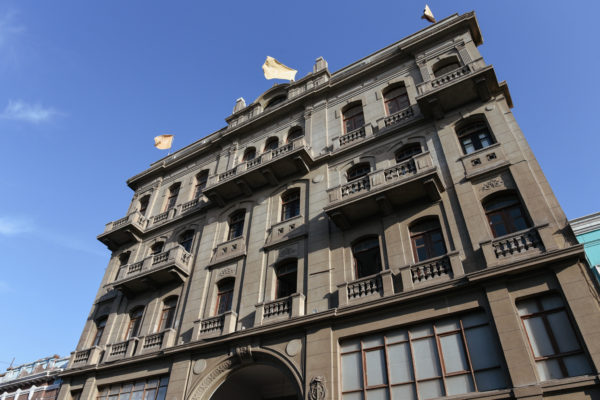 Front of the Casa Ronald building at Monumental Callao
